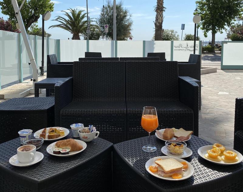 Hotel Petite Fleur Alba Adriatica Luaran gambar